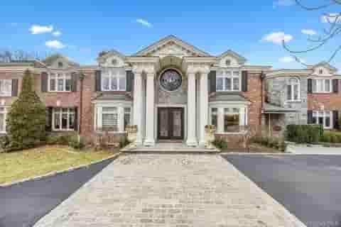 长岛 Kings Point（Kennilworth 私人封闭社区）顶级欧式豪宅出售｜庄园级别艺术府邸